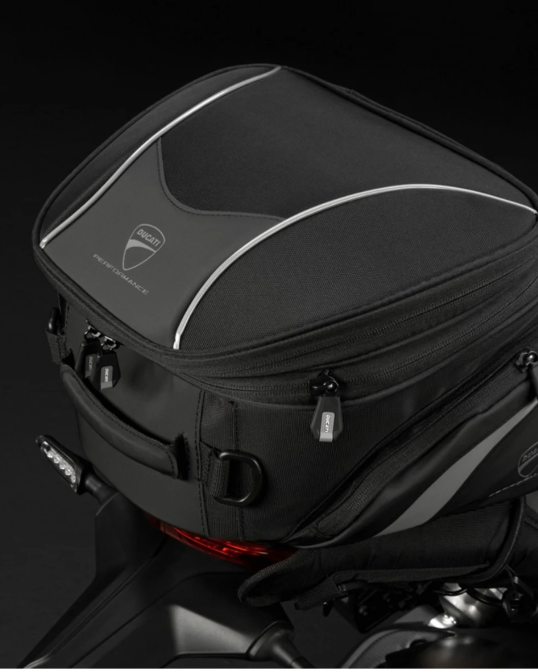 Sacoche De Selle Bagtecs X50 Pour Ducati 959 Panigale - Noir, Capacité Arrière